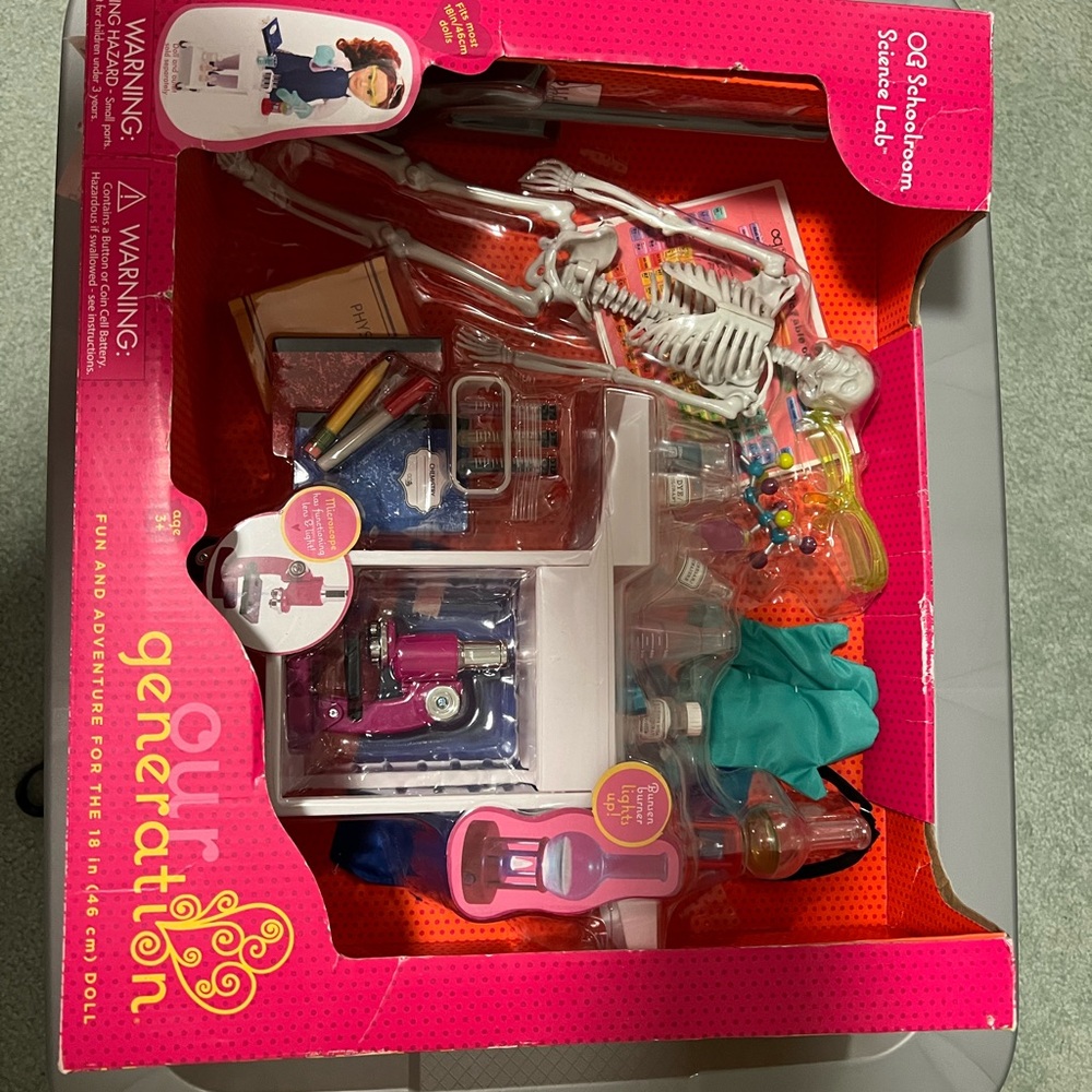 Our Generation Science Lab Set for Dolls